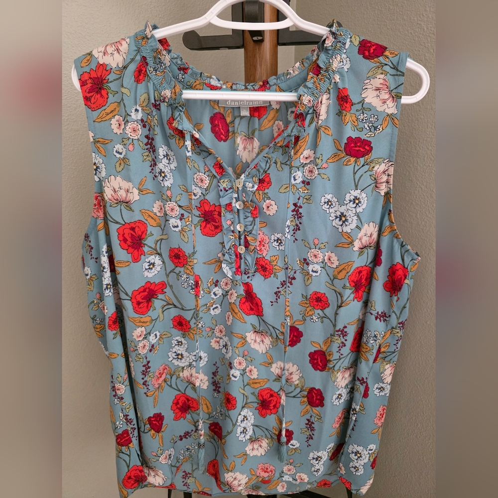 Daniel Rainn Ruffled Red and White Blouse